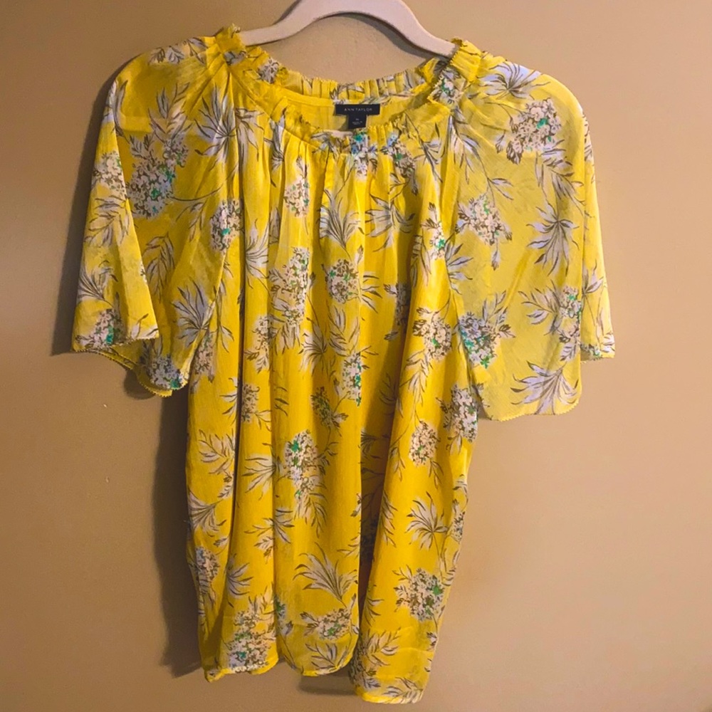 Flowy top